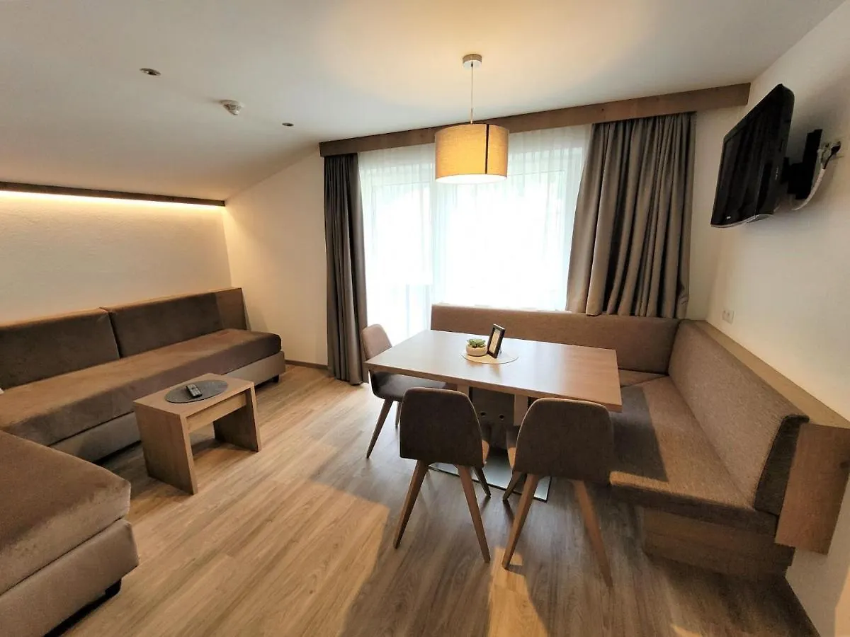 אישגל Apartment Chalet Sofie-3 By Interhome